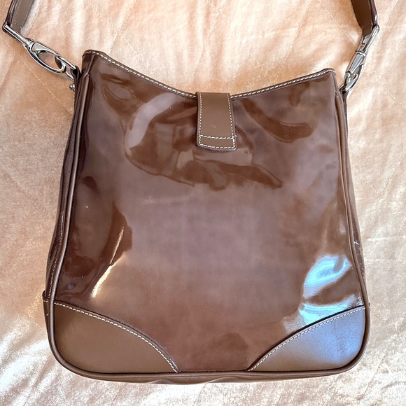 Vintage Dooney & Bourke brown patent leather bag - Picture 7 of 14